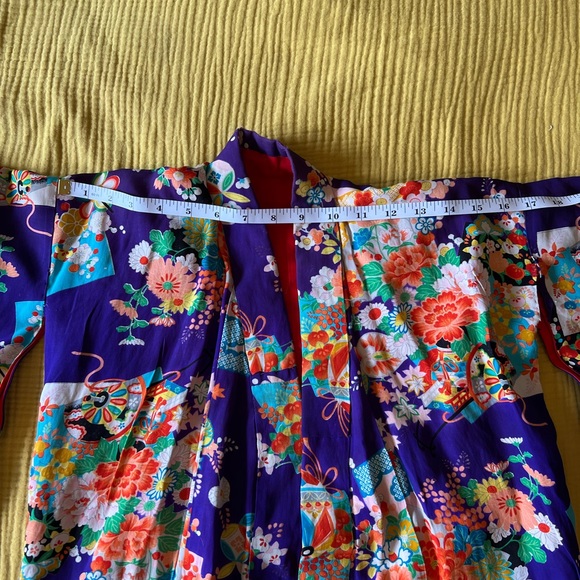 Vintage Kimono from Japan - Picture 4 of 9